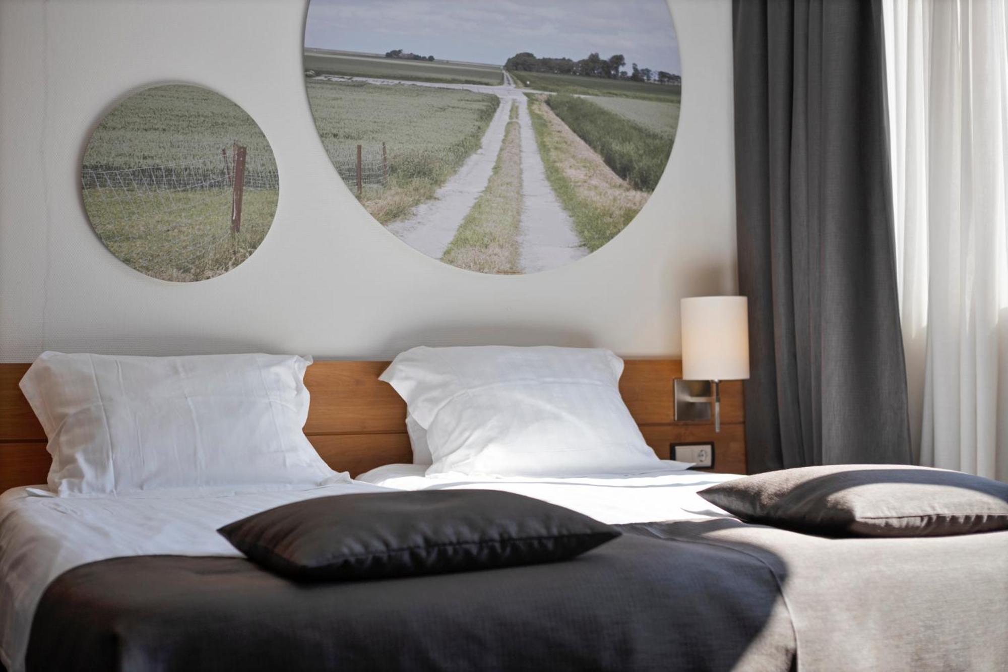 Hunzego Hotel Uithuizermeeden 外观 照片